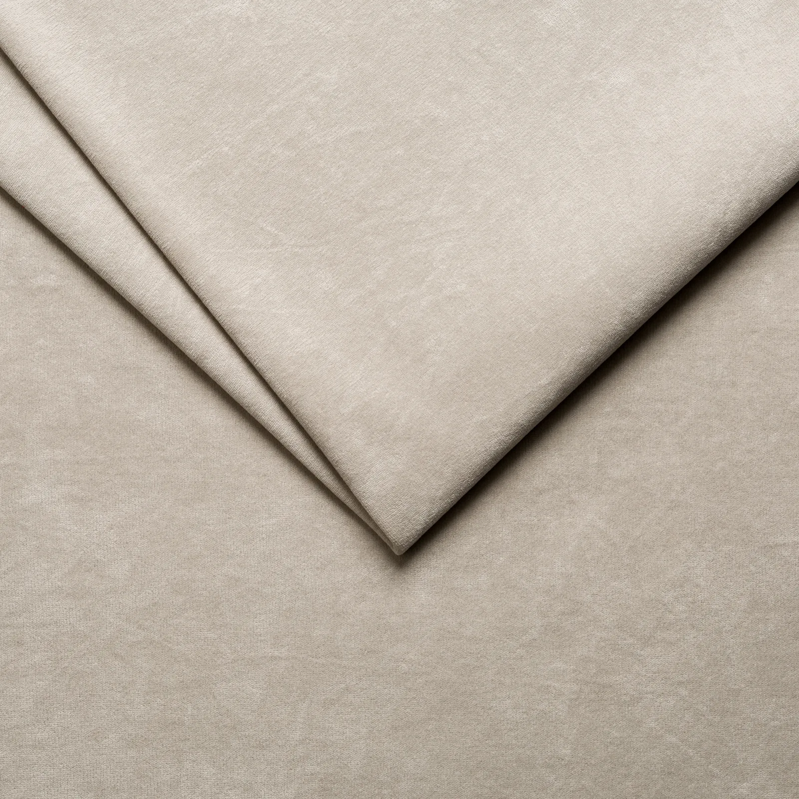 Vintage Velvet 1 Cream