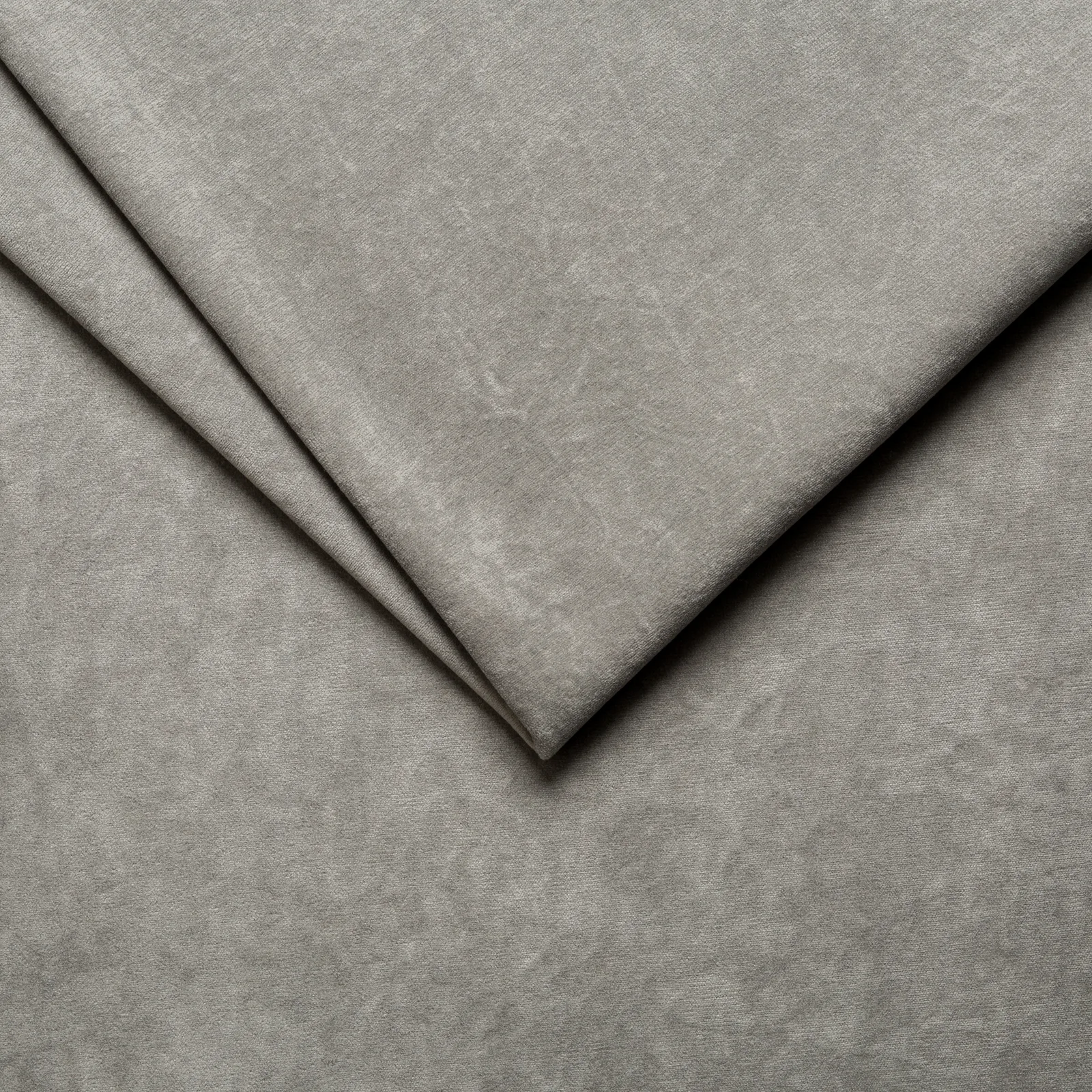 Vintage Velvet 15 Silver