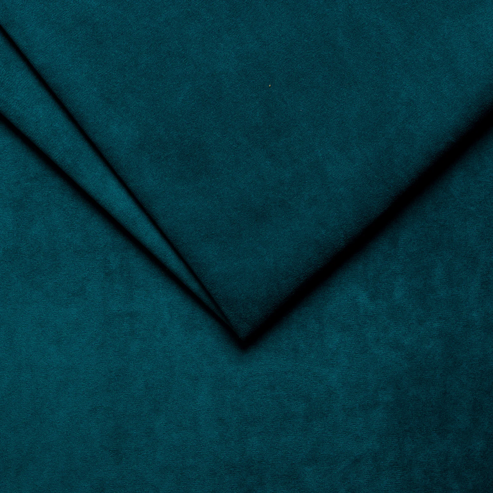 Vintage Velvet 36 Peacock