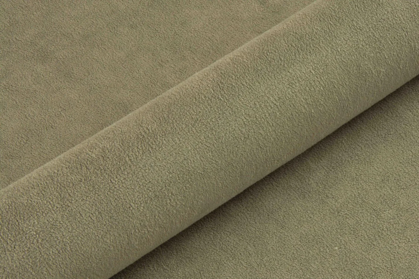 UTTARIO VELVET 2976