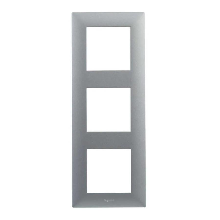 Рамка Niloe Step сталь 3-на ( 863493 )